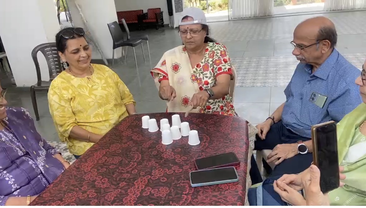 Hand-eye coordination games